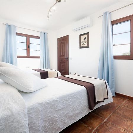 Villa Feel Тіас Екстер'єр фото