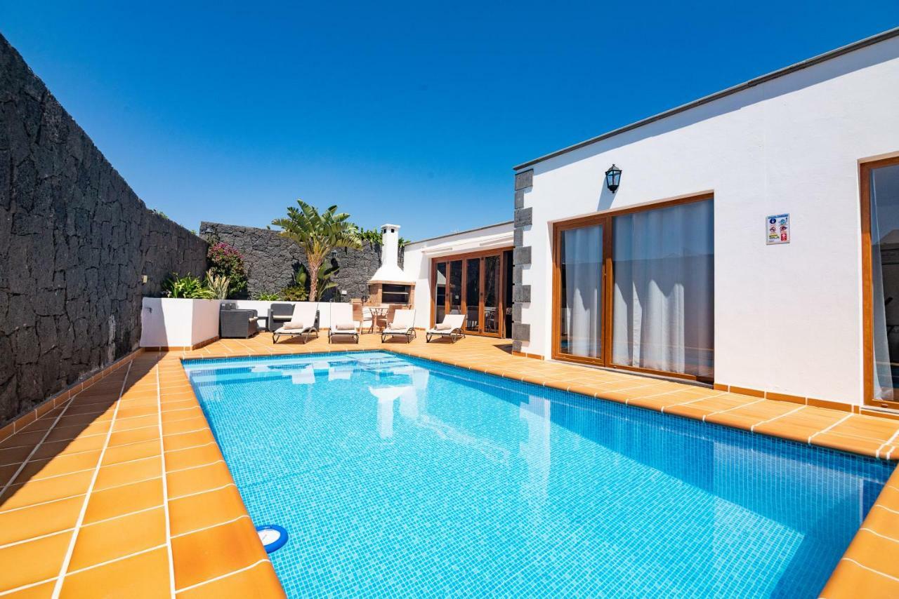 Villa Feel Тіас Екстер'єр фото